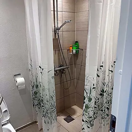 Mini 15 Hostel